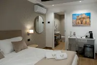 Sofi' Center Rooms Hotel in zona Spiaggia Lumia