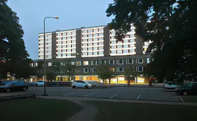 Hotel Amado Hotels near Herrainpäivien luontopuisto