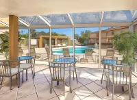 WorldMark Palm Springs - Plaza Resort and Spa
