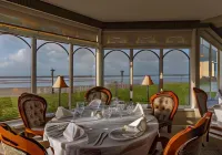 Sandhouse Hotel - 4-Star