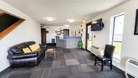 Victorian Inn & Suites-York - parking