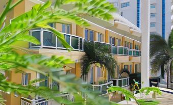 Baker's Suites Boutique Hotel