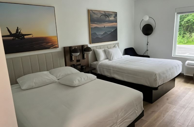 La Quinta Inn & Suites by Wyndham Manchester / Arnold AFB