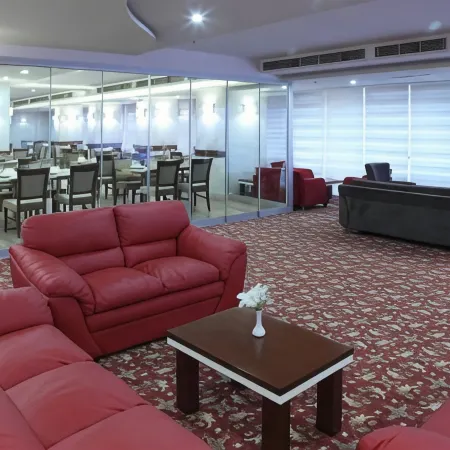 Hotel Senbayrak City