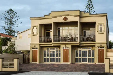 Pebble Beach Motor Inn Отели в г. Нейпир