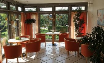 Wirth z ´ Moosham - Housity