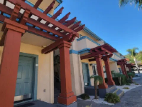 Marinwood Inn & Suites Hotels in Novato