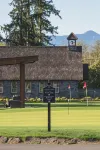 Naturally Pacific Resort Hotels near Raspberry Rascals