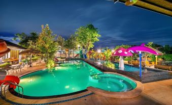 Boat House Boutique Riverside