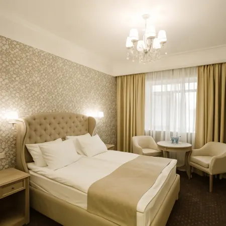 Левада Отели рядом с достопримечательностью «Taya»