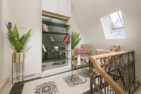 Flos Luxury Rooms