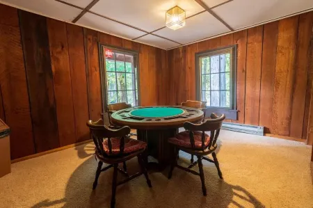 Mountain Condo w/ Resort Pools, Hot Tubs, Sauna Access!