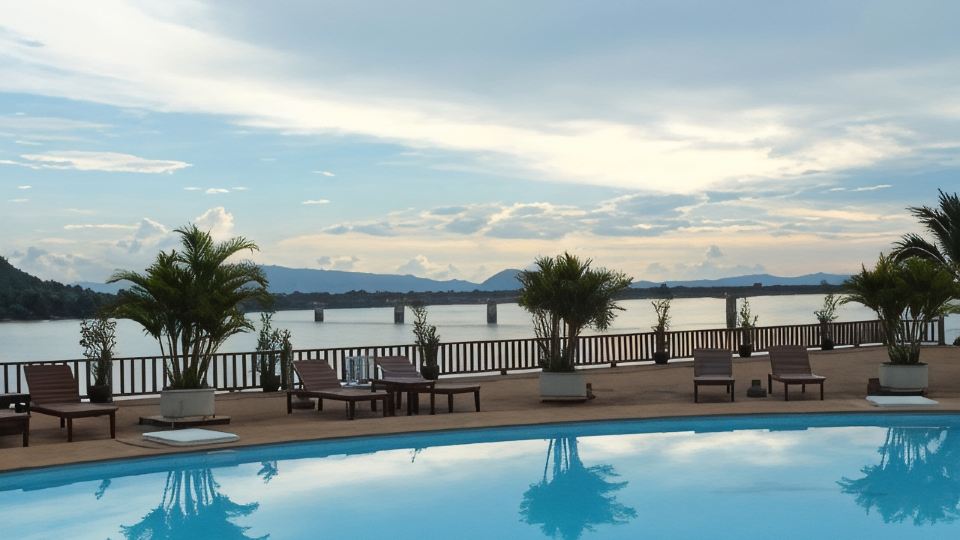 Arawan Riverside Hotel