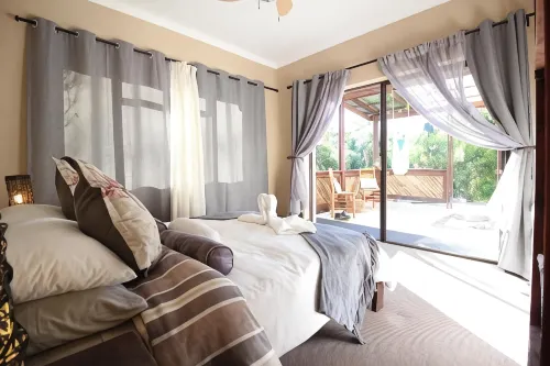 Tube n Axe Lodge and Backpackers Hotels in Stormsrivier
