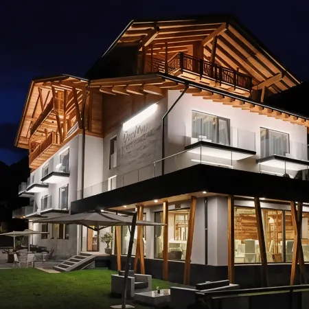 Dolomeet Boutique Hotel