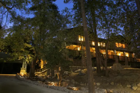 The Grand Idyllwild Lodge