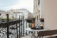 Lifestyle and Suites - breakfast