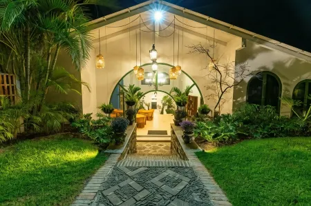 Plaza Chapala Hotel Отели рядом с достопримечательностью «Чапала»