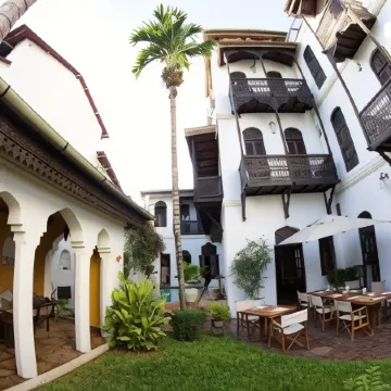 Kholle House