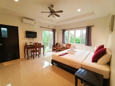 Baan Glangsuan Bang Kobua