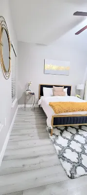 Modern Chic center Tampa. Less than 15 minutes to local attractions and stadium. Các khách sạn gần CAS Multidisciplinary Complex