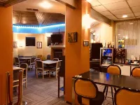 Brentwood Inn & Garden Hotels in Farmington