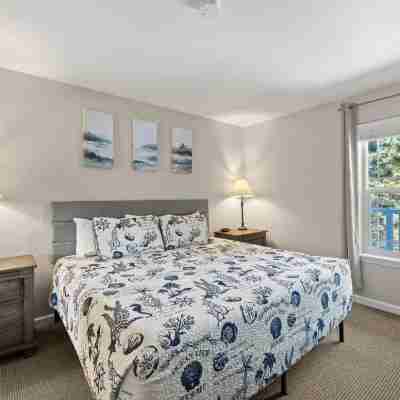 The Landing at Newport Condominium Hotel Rooms