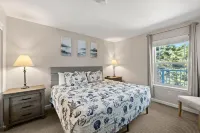 The Landing at Newport Condominium Hotel Hotels near Yaquina Bay Lighthouse