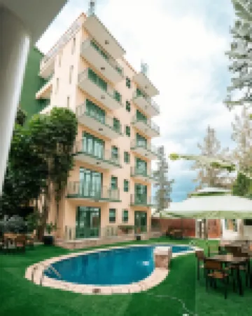 Highlands Suites Hotel and Apartments