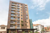 Origen Local Suites Отели рядом с достопримечательностью «Парк Пьес Дескальсос»