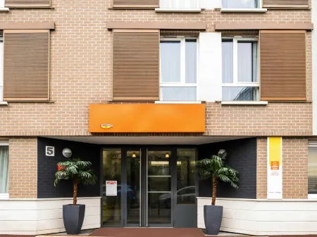 Aparthotel Adagio Access Paris Vanves Porte de Chatillon Отели рядом со станцией Gare De Vanves-Malakoff