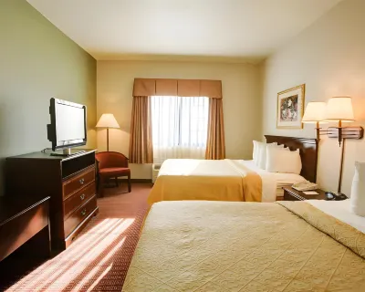 Quality Inn & Suites Near University Hotels in Waco