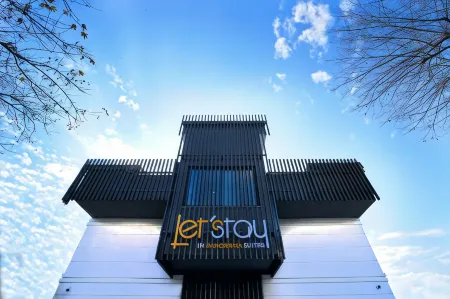 Letstay Panorama Suites Отели рядом с достопримечательностью «Lara Beach»