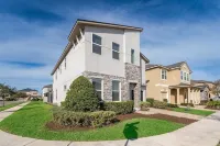 Professionally Designed Family Retreat – 1 Min Walk to Clubhouse Near Disney