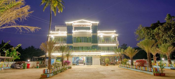 White House Beach Resort, Nagaon Hotels in Raigad