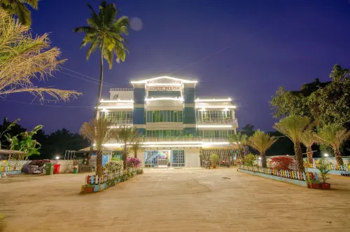 White House Beach Resort, Nagaon Hotels in Revdanda