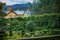 The Corinda Collection - Bjergudsigt
