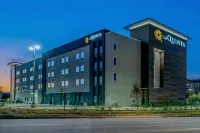 卡蒂拉昆塔溫德姆套房飯店 住宿飯店