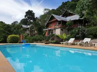 Phitharom PP Resort - Pemandangan Pantai