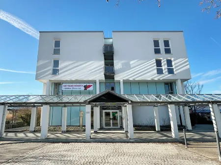 Dormero Hotel Weingarten Отели в г. Берг