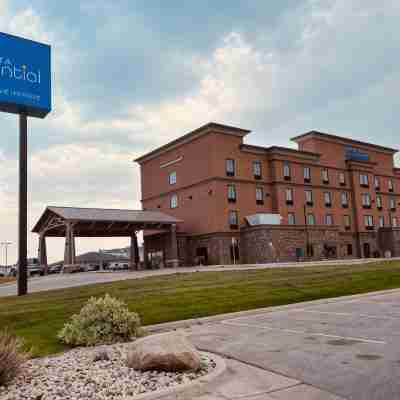 Legend Hotel Minot Hotel Exterior