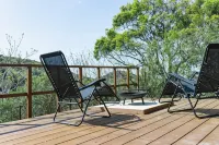 Amarancia Cottage Hugging Nature House