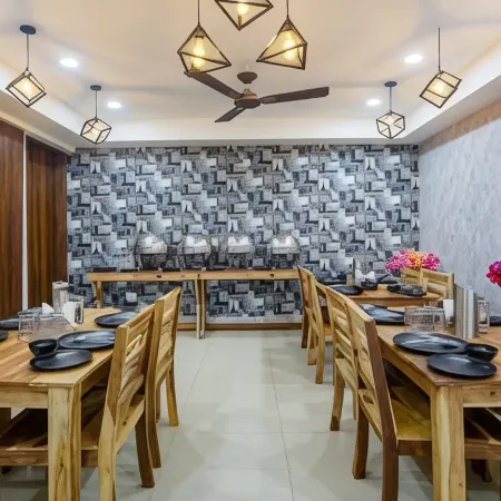 Hotel Fortune Home Noida