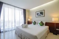 บ้านนิลรัตน์ โฮเทล - สระว่ายน้ำบนดาดฟ้า