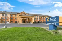 Comfort Inn & Suites Hotels near Garden Center at The Home Depot