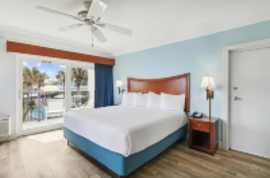 Seahorse Oceanfront Inn