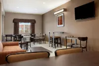 Microtel Inn & Suites by Wyndham Kenedy/Karnes City Hotels in Kenedy