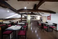 Petit Palace Arana Bilbao - Aamiainen