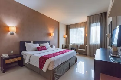 RedDoorz Premium Near Paris Van Java Mall Hotels in Sukajadi