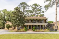 Merry Acres Inn Hotels in Albany